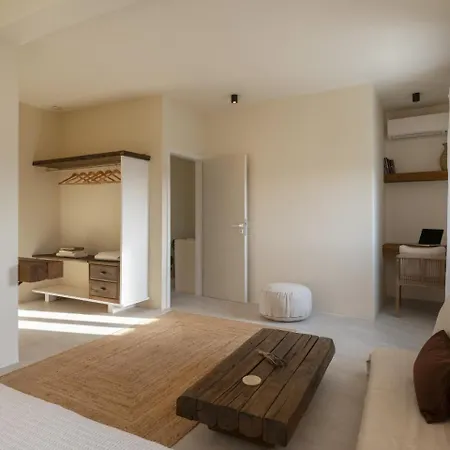 Landhaus Yema House - Naoussa Bay