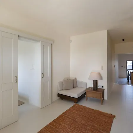 Yema House - Naoussa Bay Landhaus *